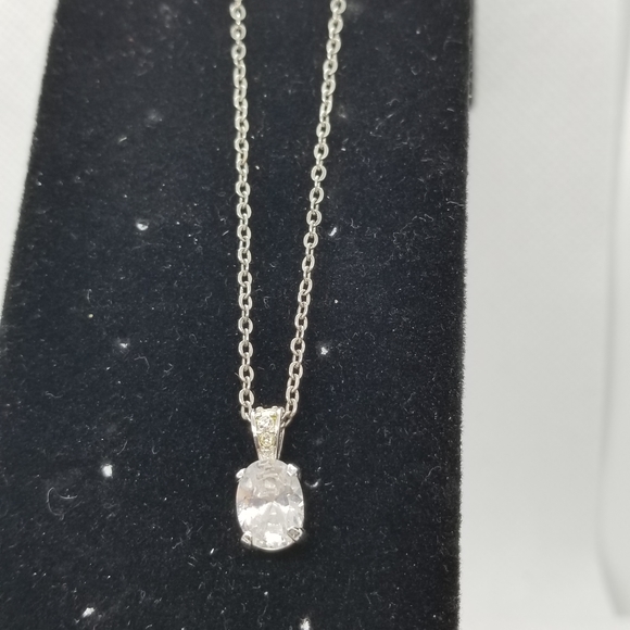 NF * Necklace w/ delicate Bracelet - Picture 8 of 9